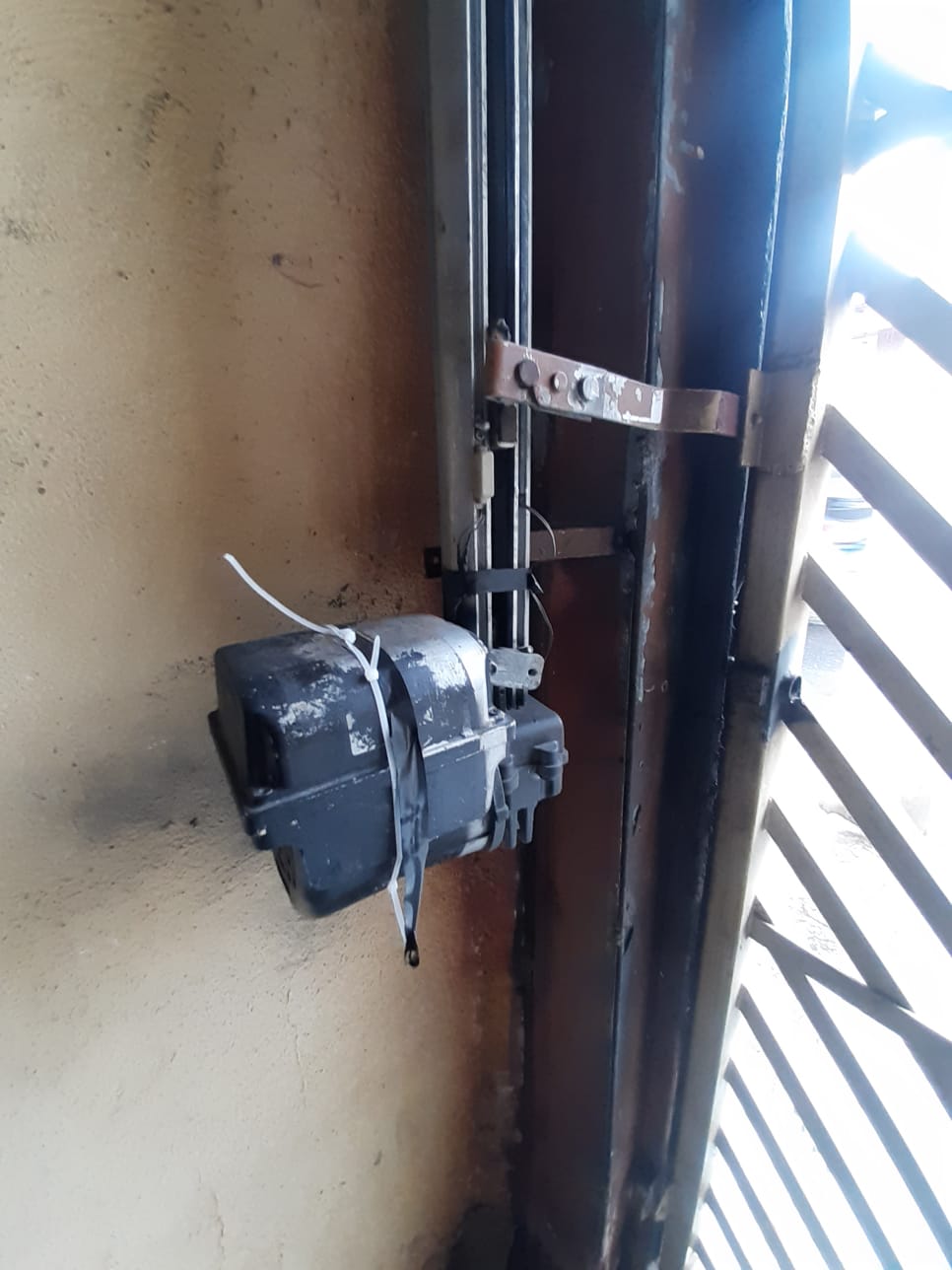 motor PPA instalado e ajustado no portão em Santana de Parnaíba
