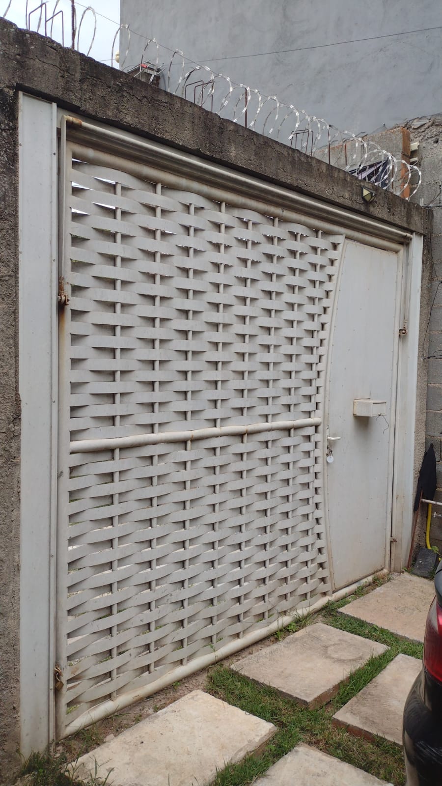 Conserto de portão eletrônico em Itapevi: manutenção de portão eletrônico residencial